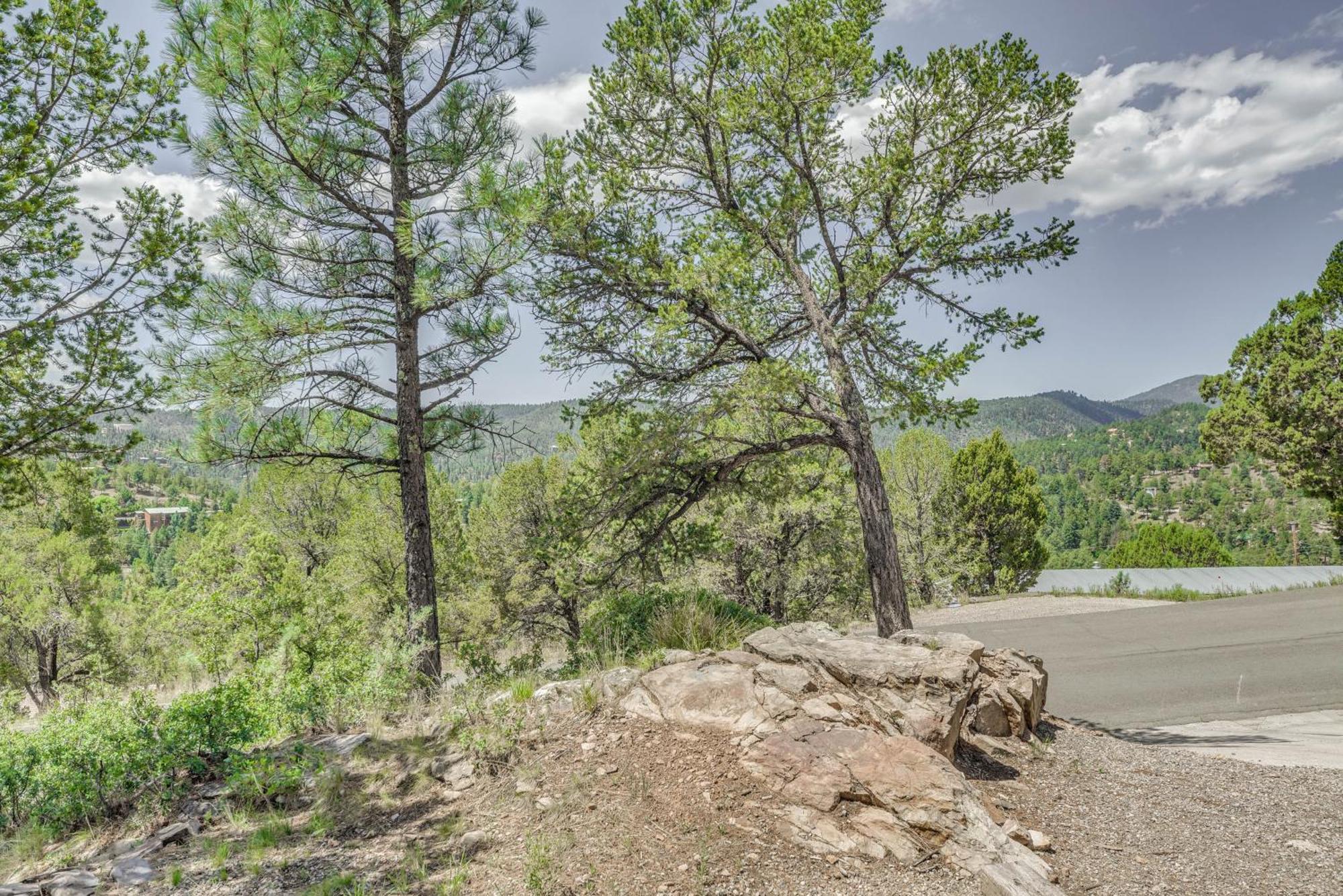 Hillside Haven With Deck Less Than 2 Miles To Dwtn Ruidoso! Exterior foto